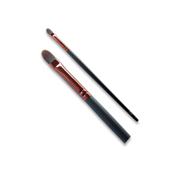 Élan Professional Makeup Brush Blackwood #3