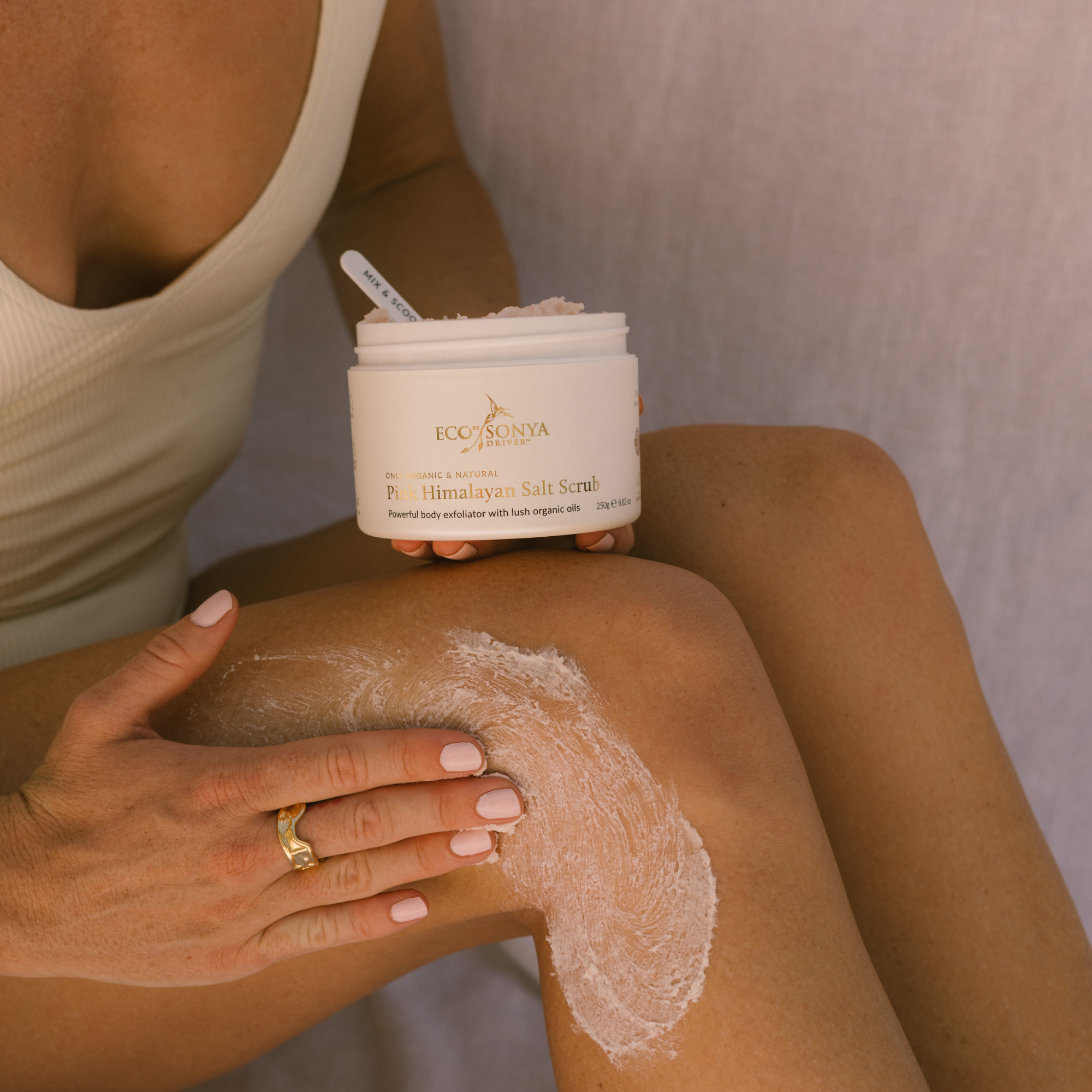 Eco by Sonya Driver Pink Himalayan Salt Scrub 250gr