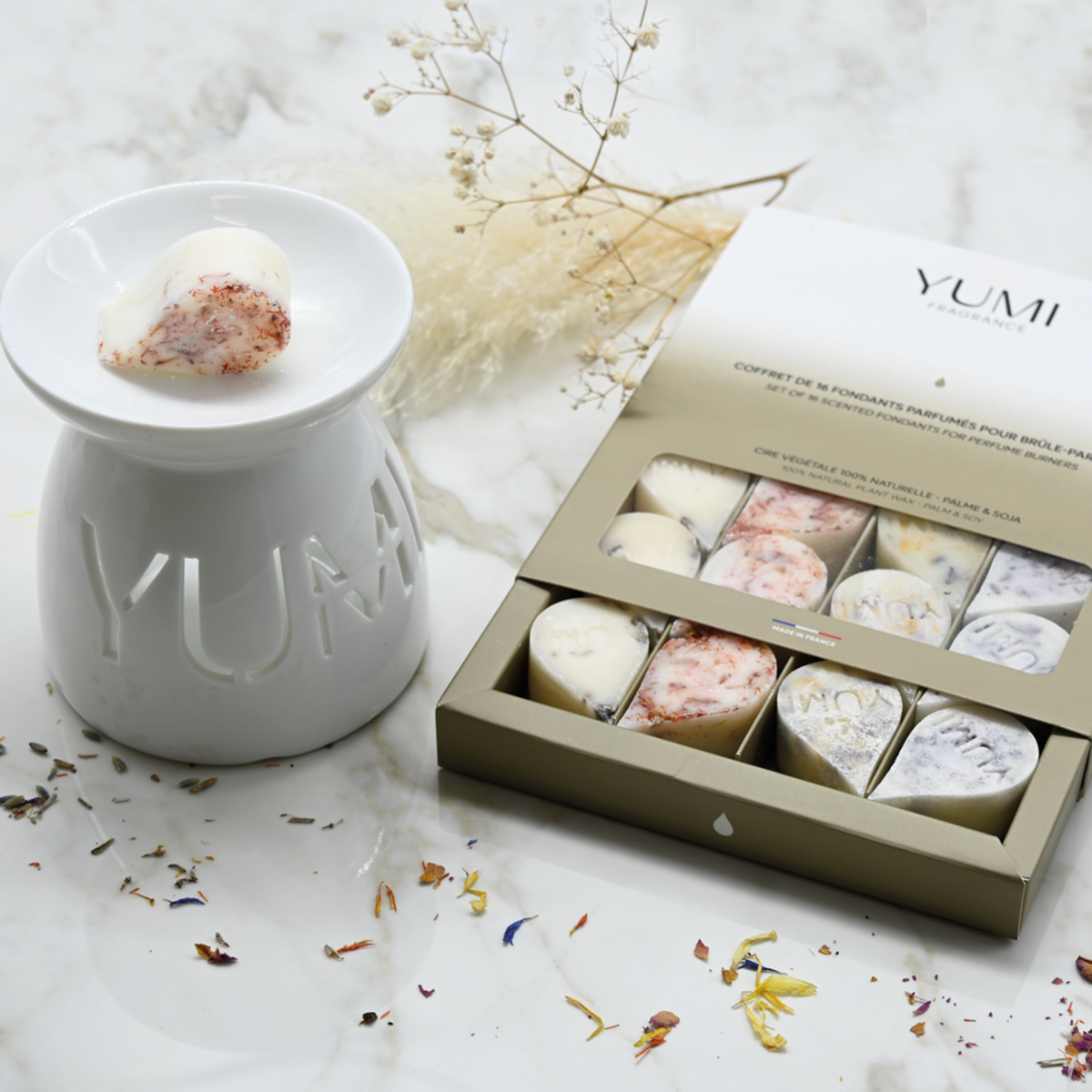 Yumi Fragrance Set 16 Fondants + 1 Ceramic Burner